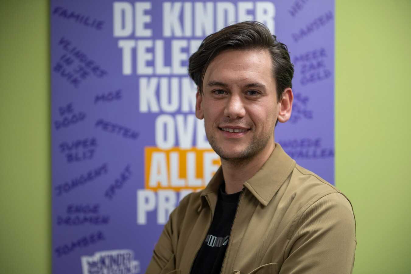 Vrijwilliger Rob voor poster De Kindertelefoon
